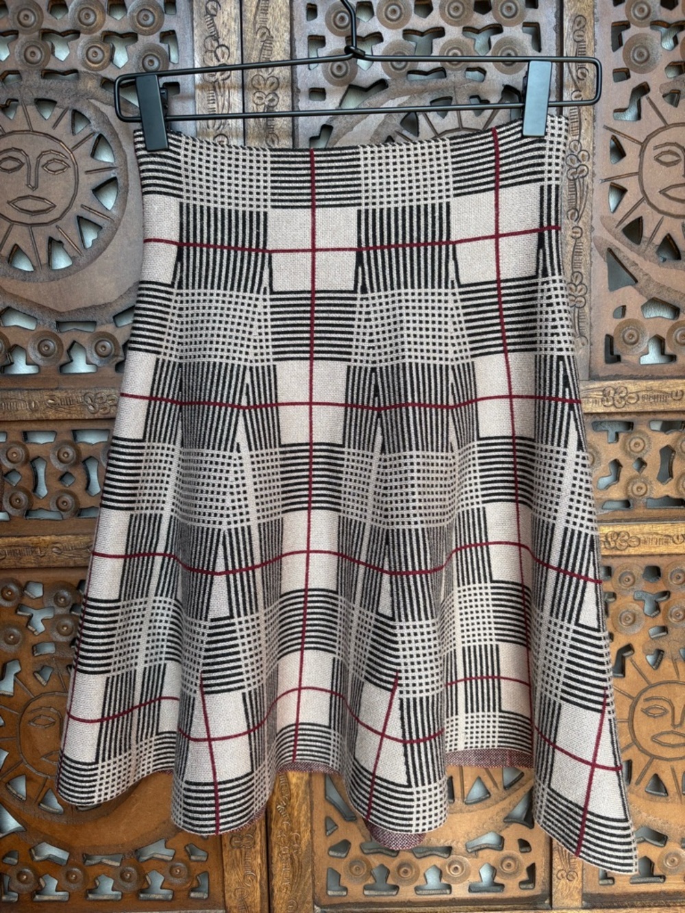 90s MAX STUDIO Plaid Skirt in Cream and Black with Red Windowpane